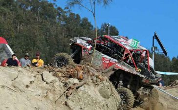 JL Racing vence no Trial e apoia equipas no TT
