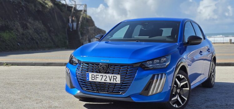 ©MotorMais | Peugeot 208 GT