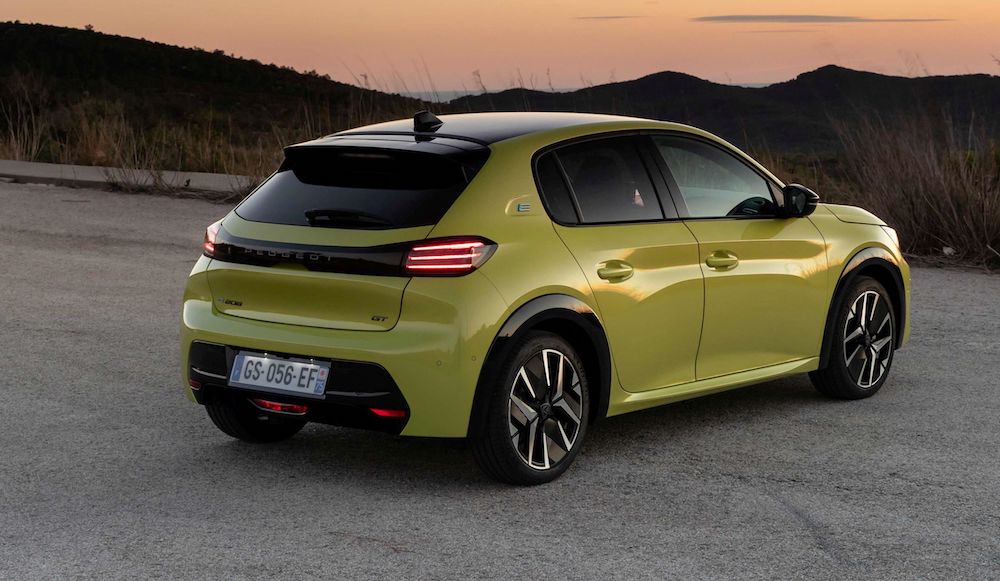 ©Peugeot | E-208