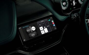©Aston Martin | Car Play Ultra