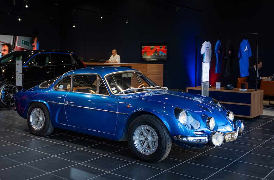 ©Alpine | Store Porto