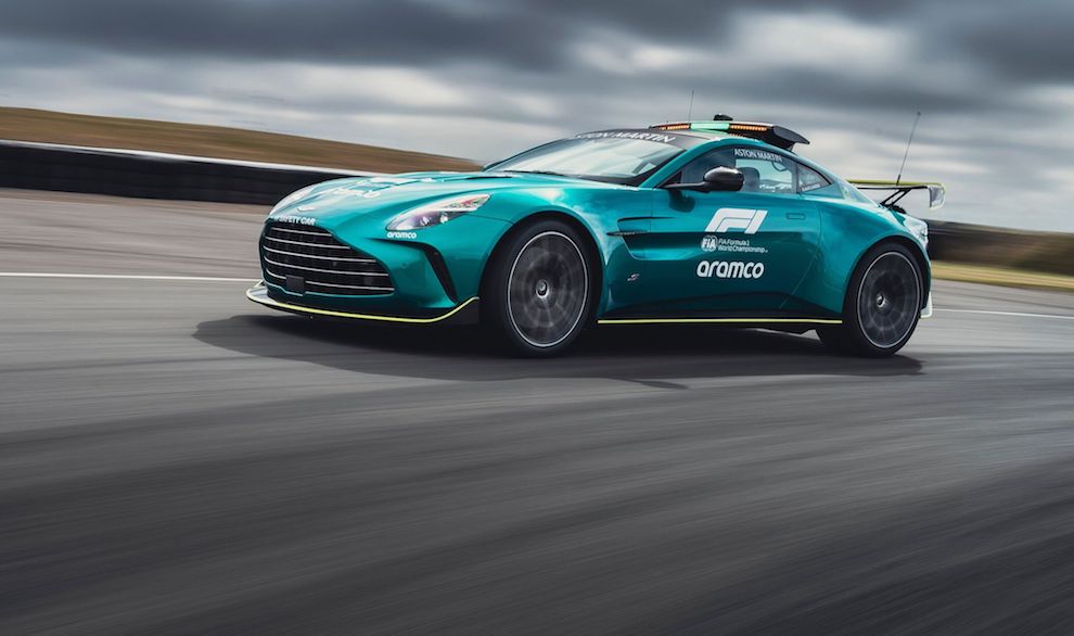 ©Aston Martin