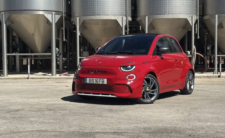 ©MotorMais | Abarth