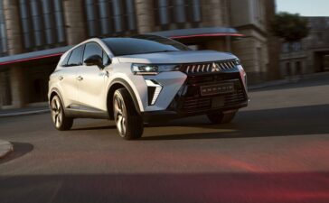 ©Mitsubishi | Grandis