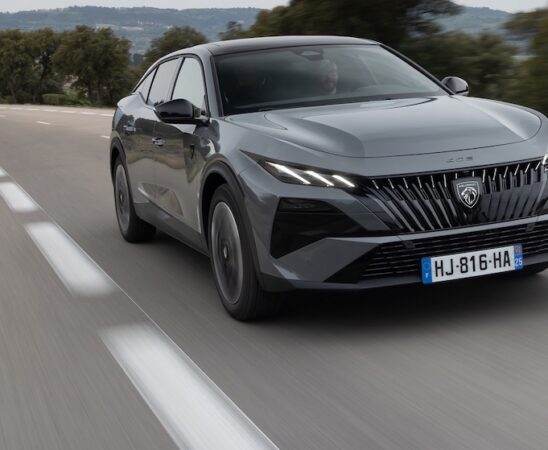 ©Peugeot | 408