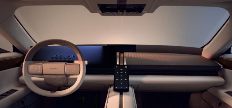 ©Jaguar | Type 01