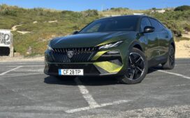 ©MotorMais | Peugeot E-408 GT